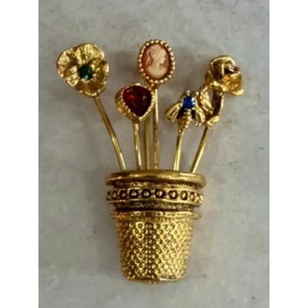 Vintage Gold Tone Flower Pot Brooch Jeweled Floral Bouquet Cameo Rhinestone